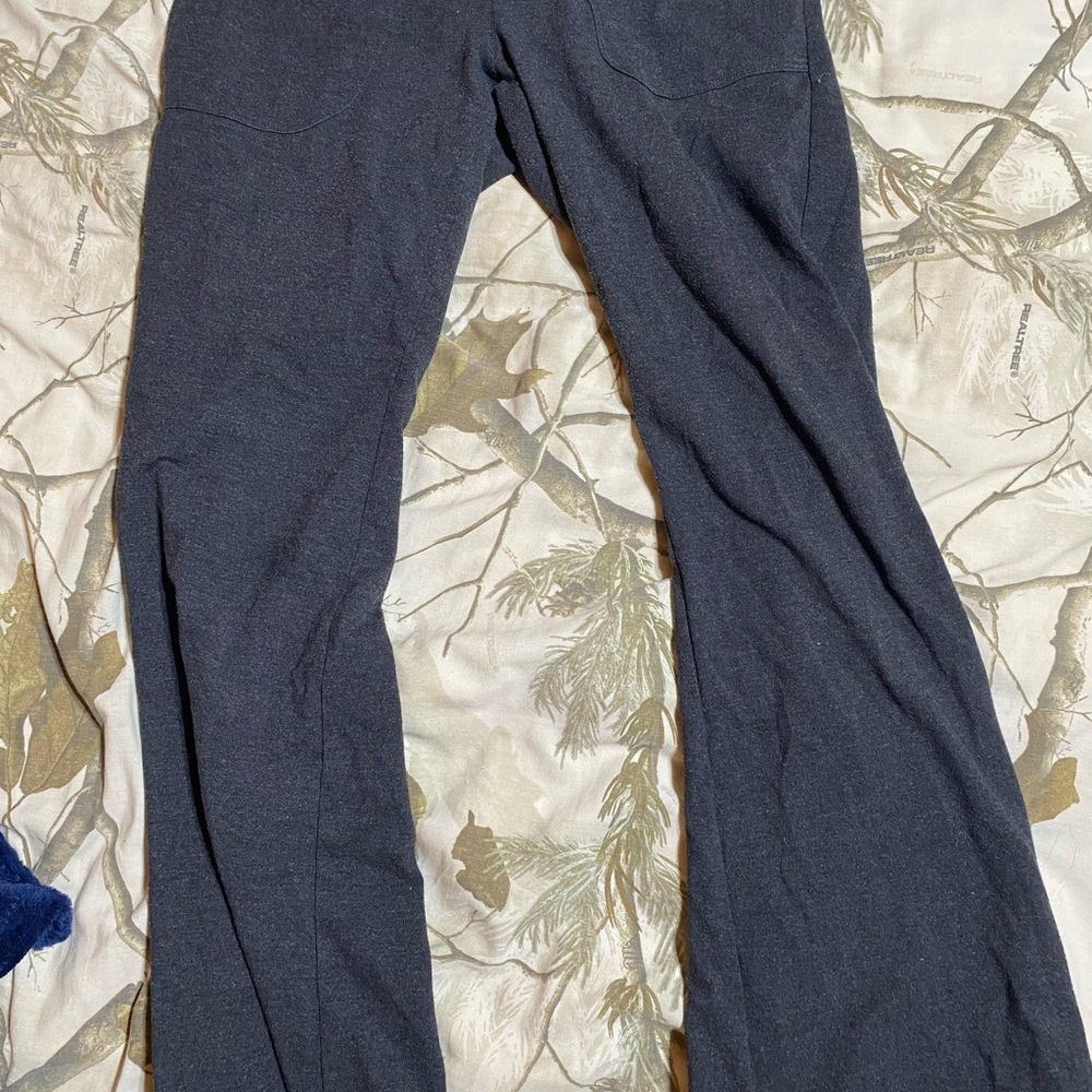 Sonoma Black Bottoms